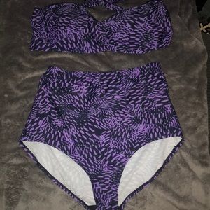 2 piece plus size bathing suit.. purple & black.
